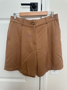 LOFT- The Emory Short Women’s Shorts in Camel